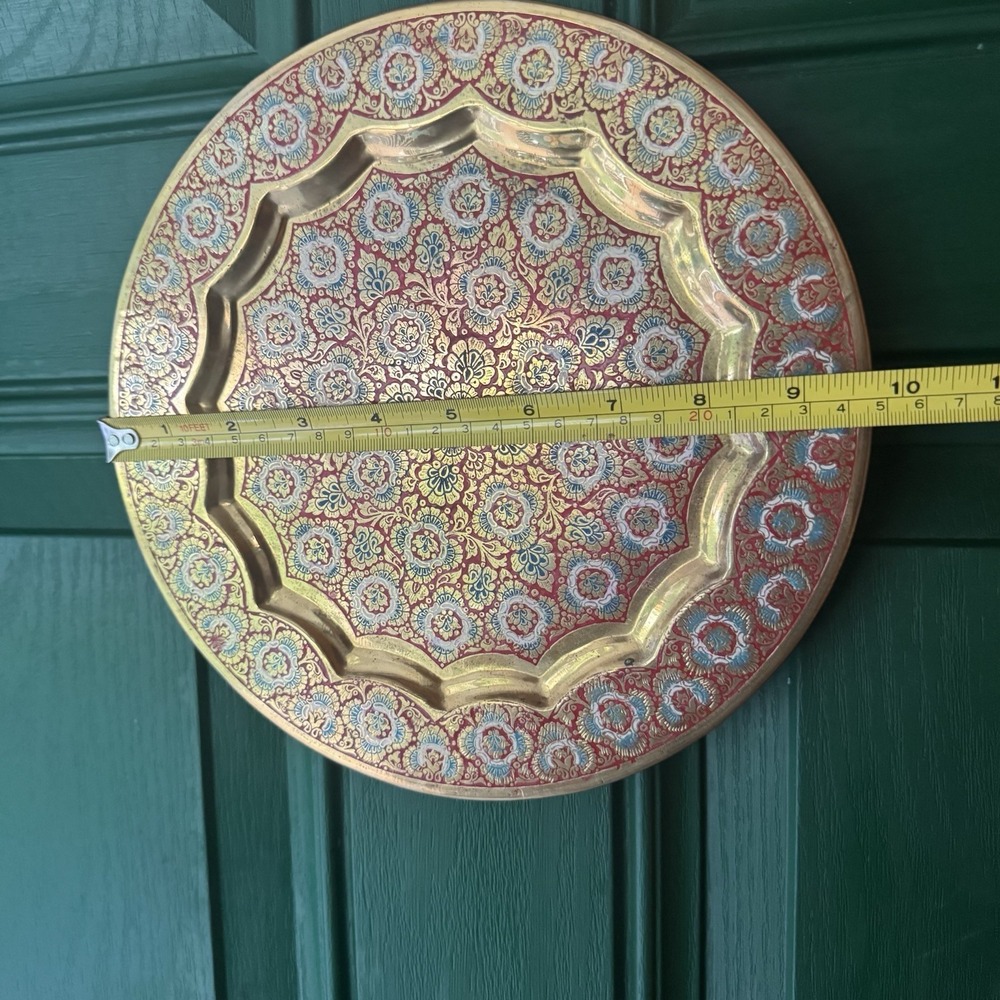 Vintage Brass Floral Scalloped Inlay Plate | Wall Hanging | MCM Retro Decor - Picture 8 of 8